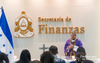 Secretaría de Finanzas recibe la Cuaresma con la Santa Misa del Miércoles de Ceniza