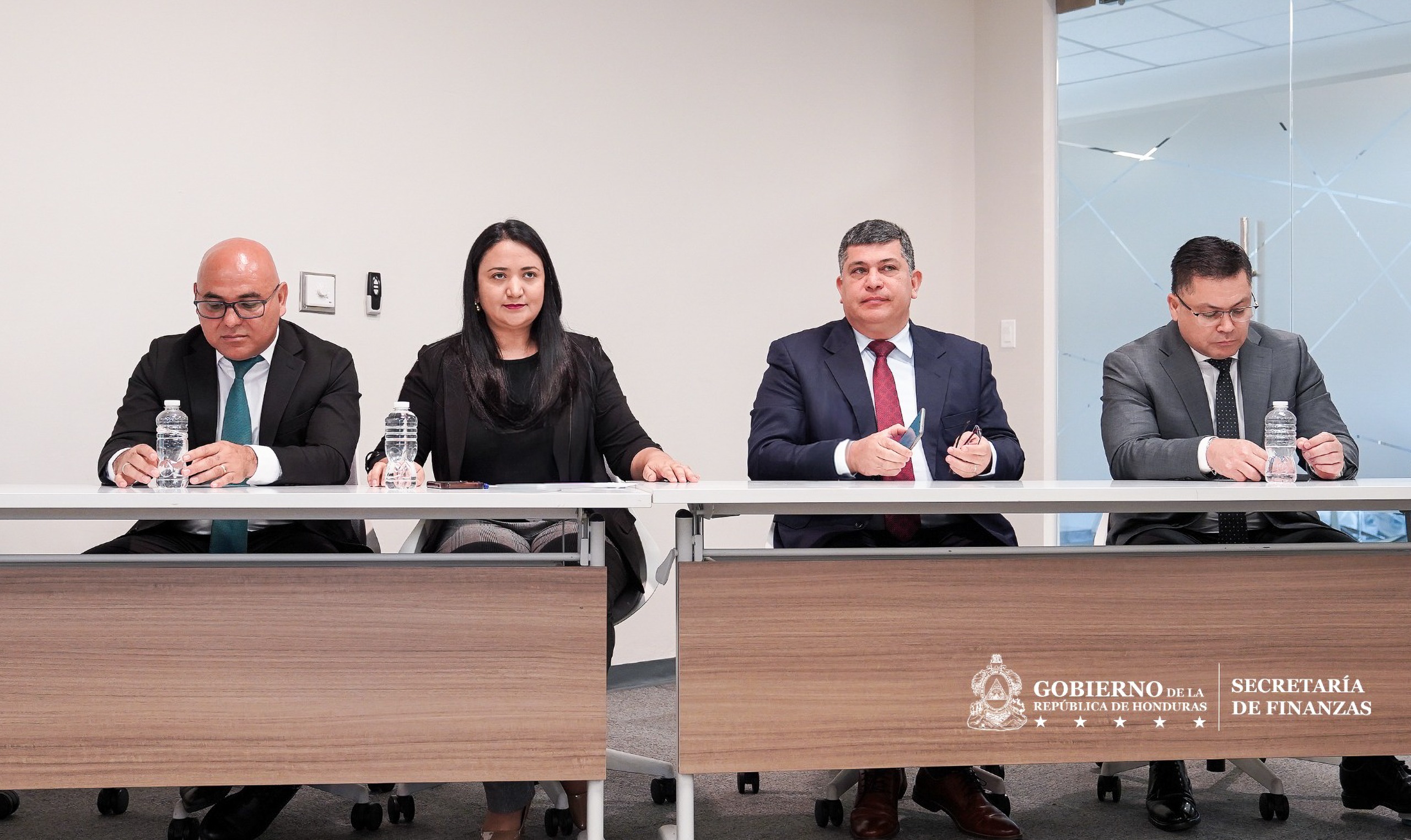 SEFIN inaugura taller para la elaboración del Marco Macrofiscal de Mediano Plazo 2027-2030