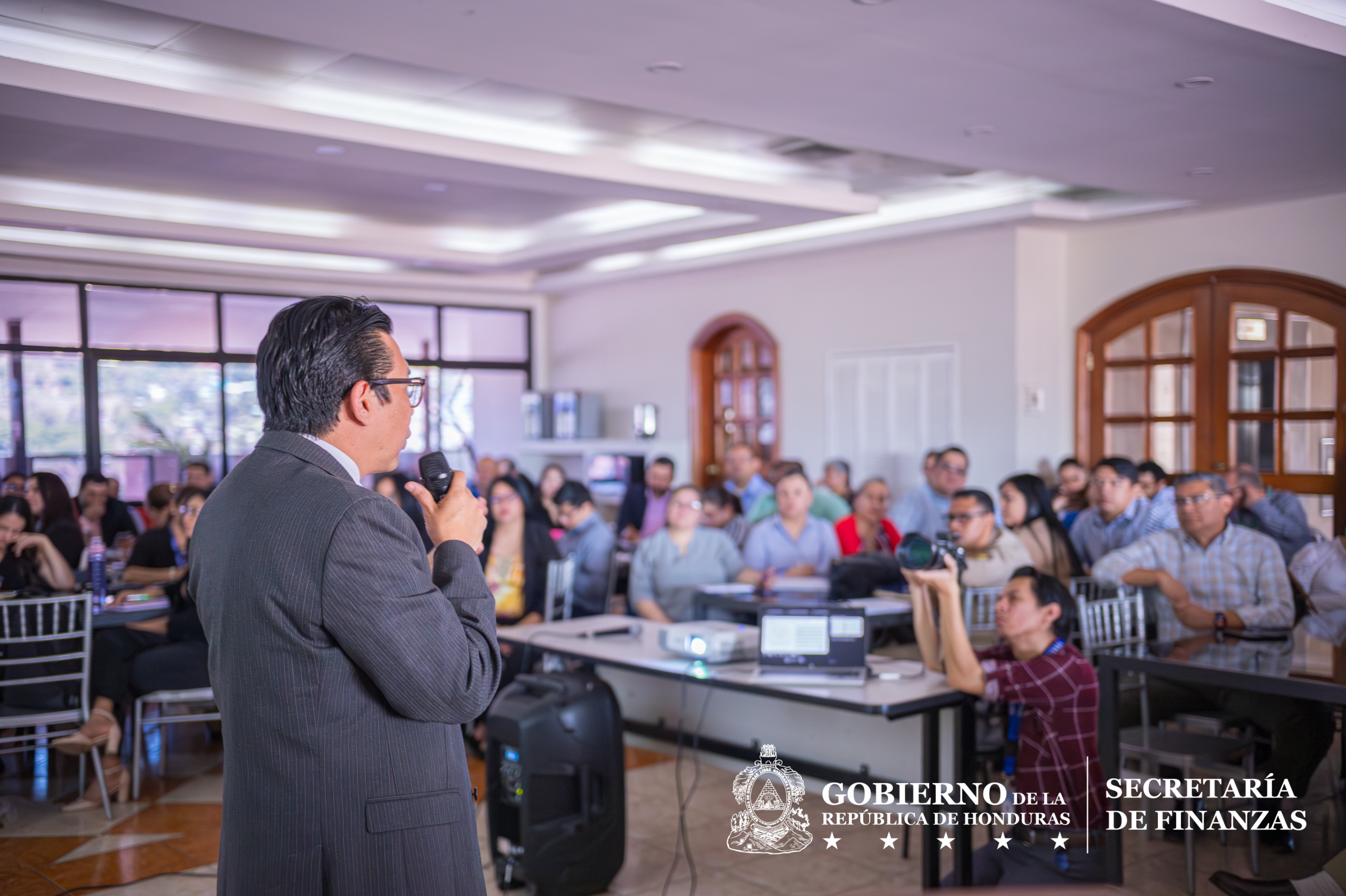 SEFIN desarrolla Taller sobre Lineamientos Técnicos para la Evaluación y Ejecución Presupuestaria 2026